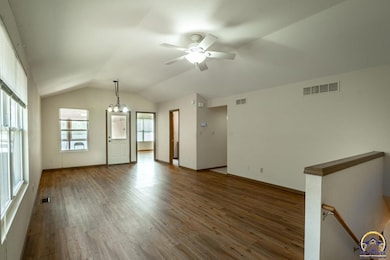 7237 SW 23rd Ct, Topeka, KS 66614 - photo 5