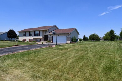 4394 E 102nd Ave, Crown Point, IN 46307 - photo 2