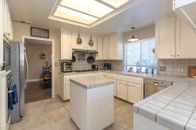 1204 E Salem Ave, Fresno, CA 93720 - photo 5