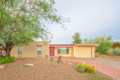 3725 S Manitoba Ave, Tucson, AZ 85730 - photo 2