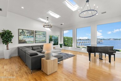 297 N Beach St (57 of 101)
