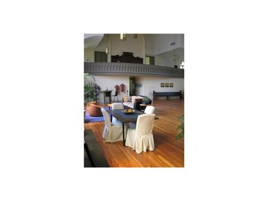 Dining Room. Enjoy brunch for a few or seat many f