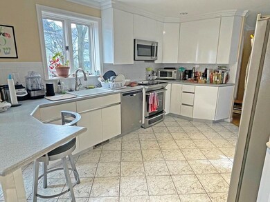 21 Hamlet St, Newton Center, MA 02459 - photo 5