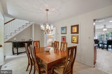 12232 Tildenwood Dr, Rockville, MD 20852 - photo 5