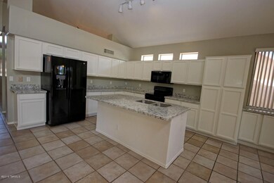 2524_kitchen2