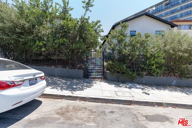 908 Everett St, Los Angeles, CA 90026 - photo 5