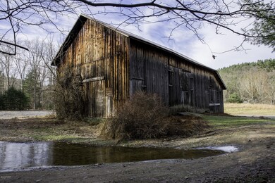 112 Rowland Rd, Greeley, PA 18425 - photo 4