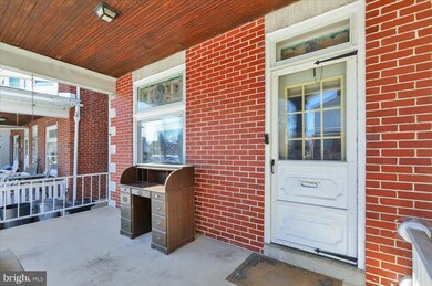 208 State St, Reading, PA 19607 - photo 2