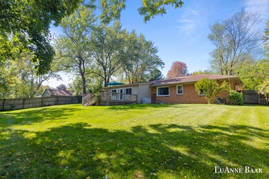 Large Fenced Rear Yard