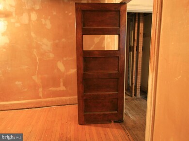 401 E 39th St, Baltimore, MD 21218 - photo 7