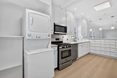 123 N Ocean Breeze unit A, Lake Worth, FL 33460 - photo 7