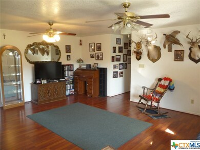 12892 Moffat Rd, Temple, TX 76502 - photo 3