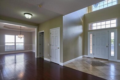 foyer:DR