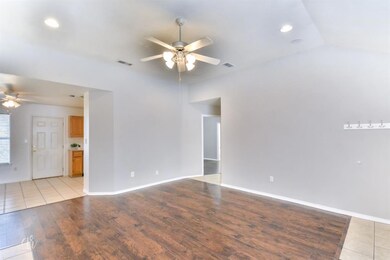 7917 Thompson Pkwy, Abilene, TX 79606 - photo 5