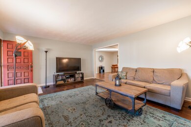 Riverside-Springfield-Home-5