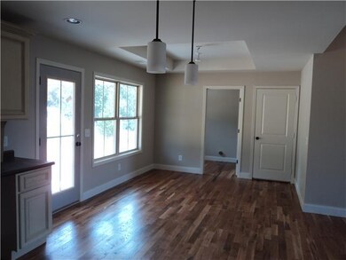 2069 Shawnee Ln, Greenbrier, TN 37073 - photo 5