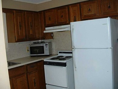 35 Hebert St, West Warwick, RI 02893 - photo 5