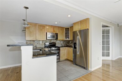 700 Grove St unit 3P, Jersey City, NJ 07310 - photo 2