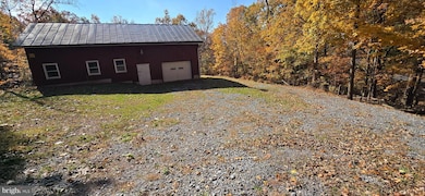 920 Cola Rd, Middletown, PA 17057 - photo 4