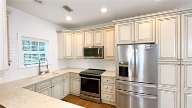 Open space kitchen with Pantry
