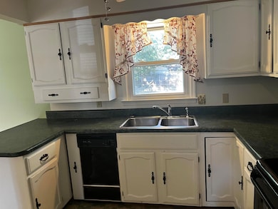 253 Forest Springs Dr, Stuarts Draft, VA 24477 - photo 7