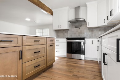 COMPLETELY UPDATED KITCHEN