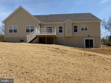 7257 Filly Ct, Hughesville, MD 20637 - photo 4