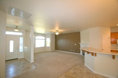 3421 Laramie St, Redding, CA 96002 - photo 3