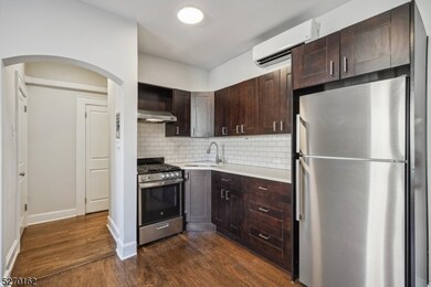 166 Maplewood Ave unit 3, Maplewood, NJ 07040 - photo 6