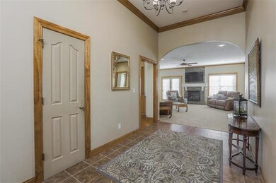 613 Meadowlark Cir, Raymore, MO 64083 - photo 4