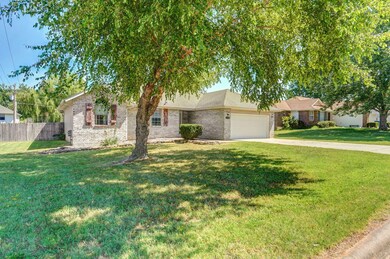 1243 W Verna Ln-2