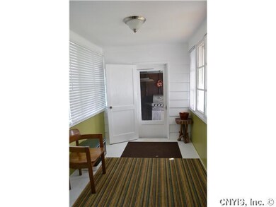 Porch - Enclosed Breezeway/enclosed porch connecti