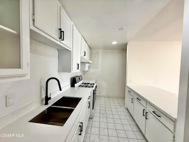 903 New Depot St unit 5, Los Angeles, CA 90012 - photo 4