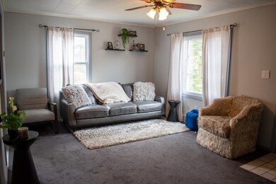 179 S Kingsboro Ave, Gloversville, NY 12078 - photo 6