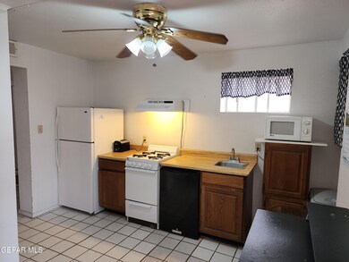 2333 Morehead Ave unit 8, El Paso, TX 79930 - photo 4