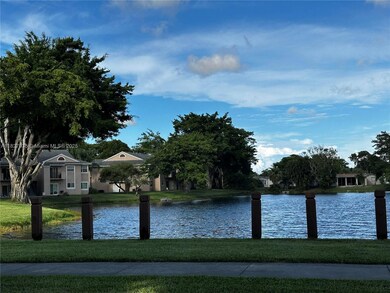 2331 NW 96th Terrace unit 17F, Pembroke Pines, FL 33024 - photo 4