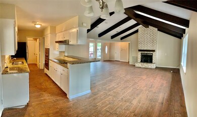 7523 Deep Forest Dr, Houston, TX 77088 - photo 6