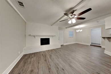 2137 Mountainview Dr, Hurst, TX 76054 - photo 4