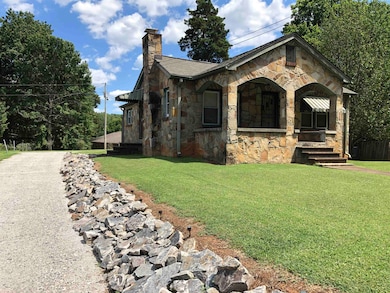 504 N Chestnut St, Florence, AL 35630 - photo 3