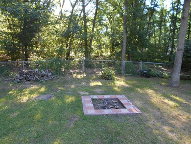 fire pit/ fenced back yard