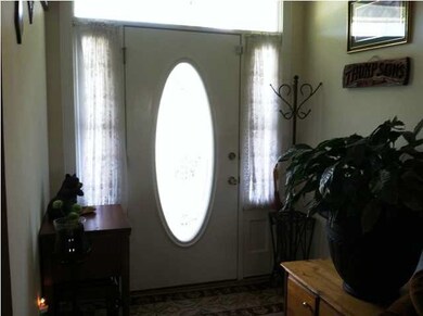 Large foyer entry