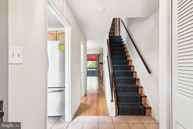 610 15th St S unit 2, Arlington, VA 22202 - photo 2