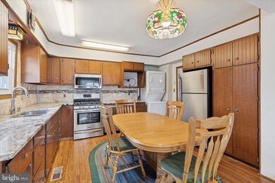 400 S Nice St, Frackville, PA 17931 - photo 4