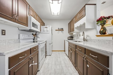 1523 28th Ave S, Fargo, ND 58103 - photo 7