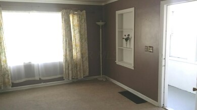 Living Room (looking North)