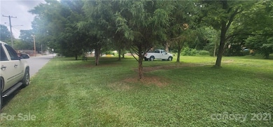 330 W Bell St, Statesville, NC 28677 - photo 2