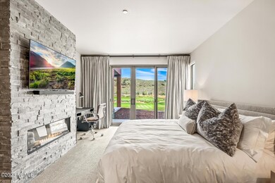 6_Bedroom_1800x1200_3937080