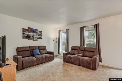 7886 Giles Way NE, Keizer, OR 97303 - photo 4