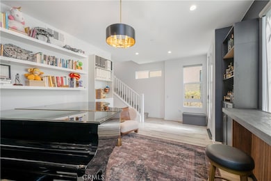 637 Cardiff Reef, Costa Mesa, CA 92627 - photo 5