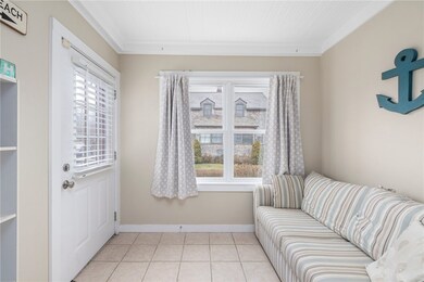 24 Morgan St unit 24, Newport, RI 02840 - photo 3